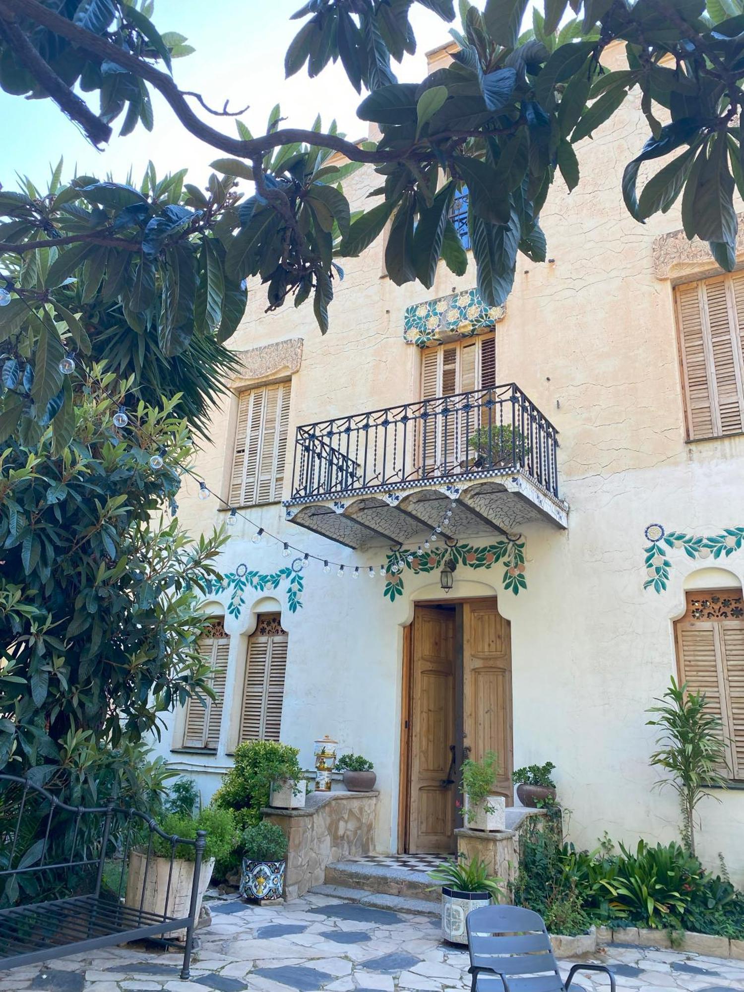 Вилла Ca L'Andreu Teia. Casa Modernista Экстерьер фото